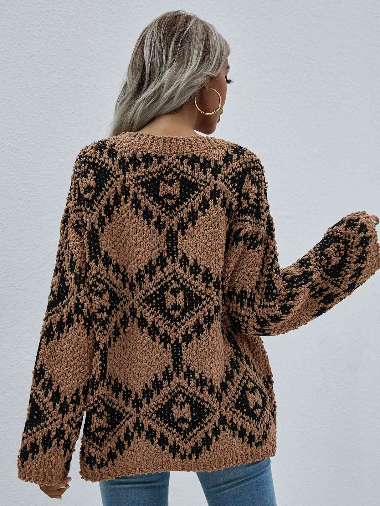 Geometric Print Chunky Knit Distressed Sweater