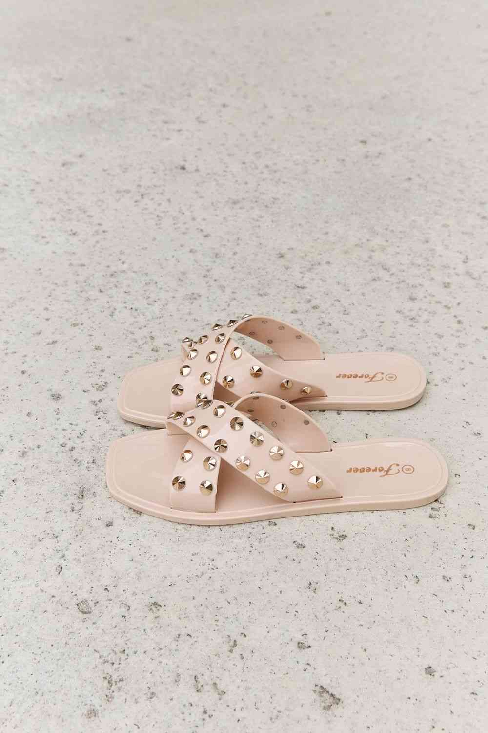 Forever Link Studded Cross Strap Slide Sandal