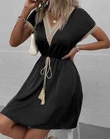 Contrast V-Neck Tassel Tie Dress