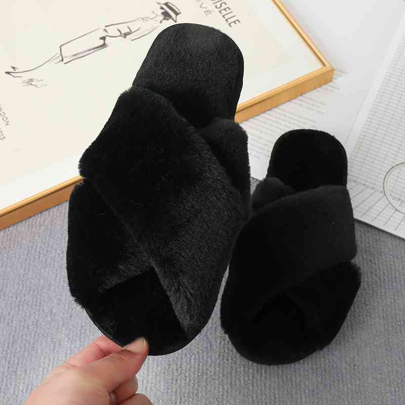 Faux Fur Crisscross Strap Slippers