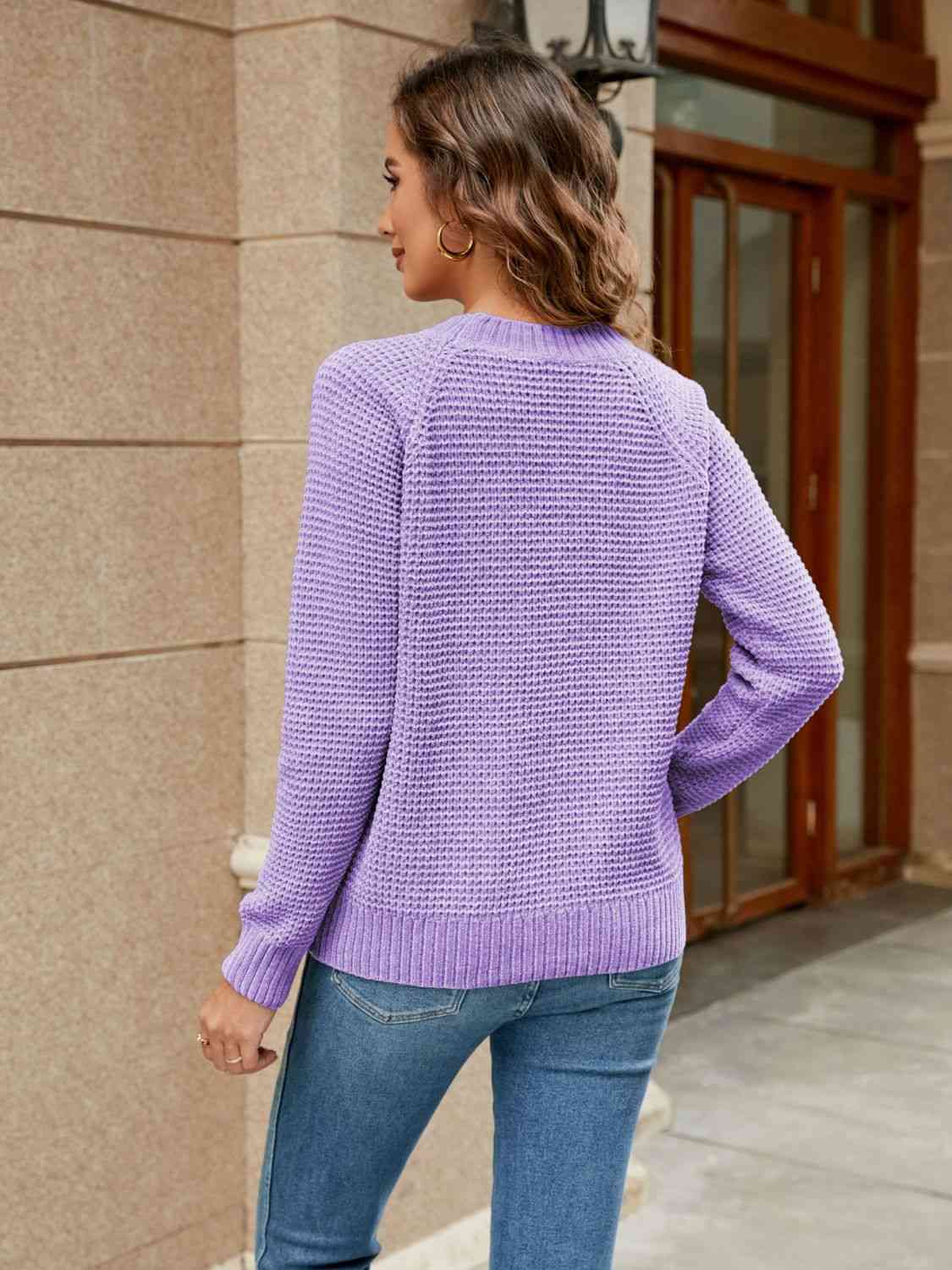 Round Neck Raglan Sleeve Sweater